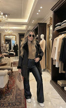 Charger l'image dans la galerie, pantalon élégant en cuir pattes d'éléphant