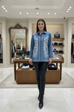 Charger l'image dans la galerie, Chemise en jean avec brodés