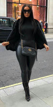 Charger l'image dans la galerie, pantalon legging en cuir