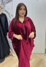 Charger l'image dans la galerie, جلابة مبرة لسنة 2026
