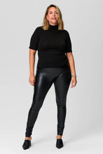 Charger l&#39;image dans la galerie, pantalon legging en cuir
